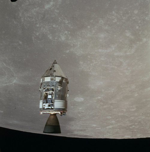 Módulo de Comando visto do Módulo Lunar
